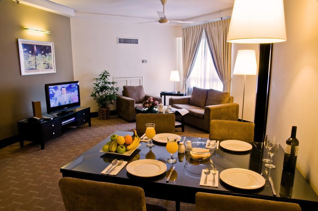 Oakwood Hotel And Residence Kuala Lumpur Room photo